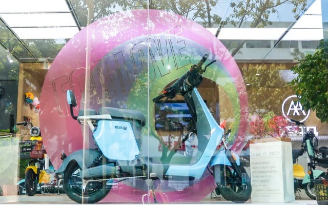 爱玛电动车品牌空间设计